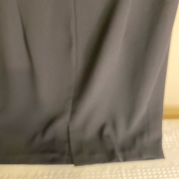 Debra Michaels dress size 14P black with pleats in front slit in back - Picture 5 of 7